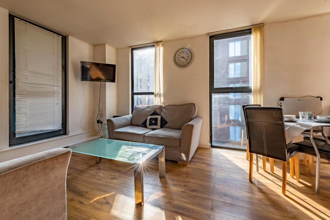 Skyline Tower Apartment แมนเชสเตอร์ ภายนอก รูปภาพ